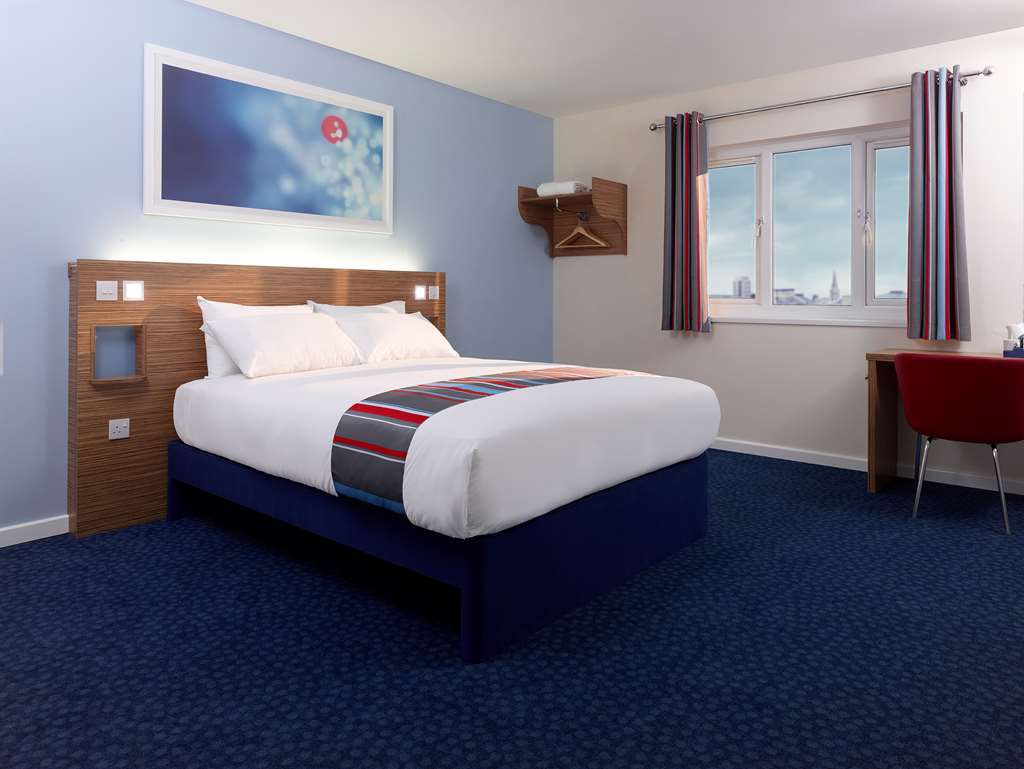 לייסטר Travelodge Lutterworth חדר תמונה