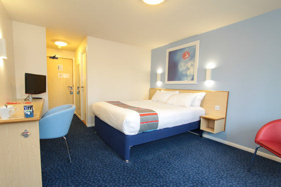 לייסטר Travelodge Lutterworth חדר תמונה
